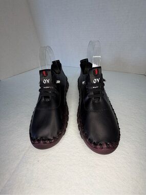 O Y women’s orthopedic sneakers